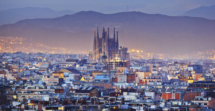 Vista de Barcelona. Kanuman (iStock)
