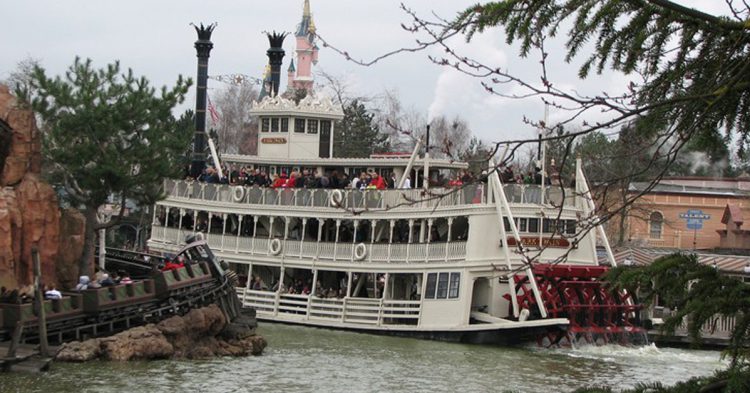 Atracción Thunder Mesa Riverboat en Disneyland Paris, Flickr