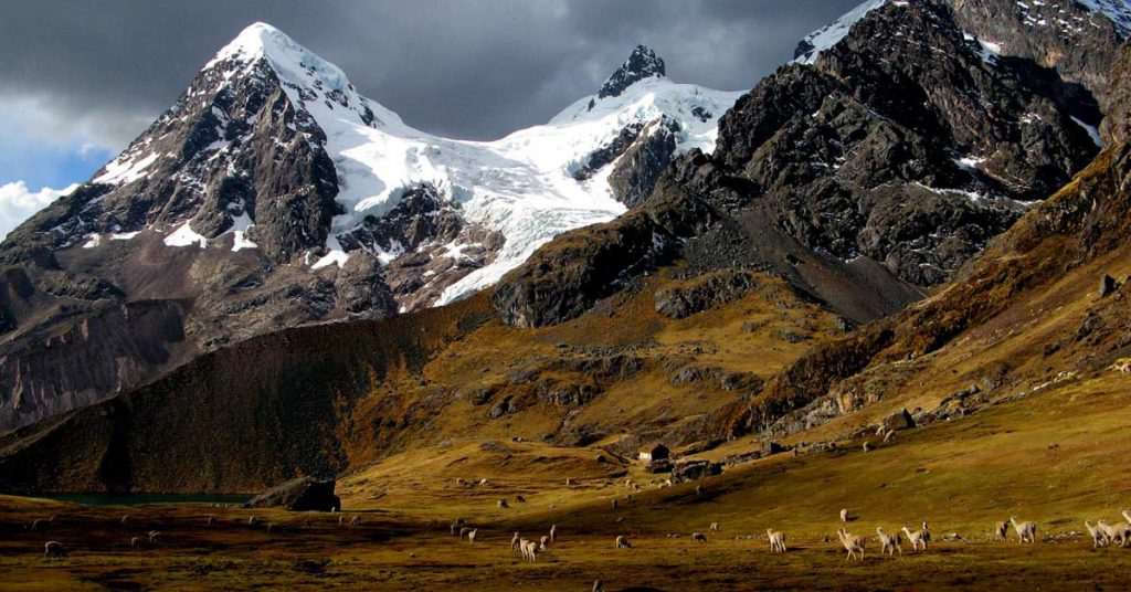 Sigue leyendo Descubre Ausangate, la montaña más colorida del mundo