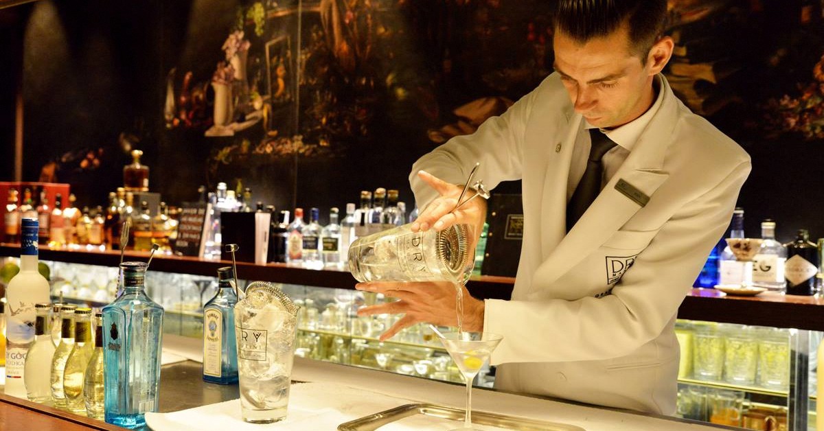 Un clásico oficiado con clase (DRY Martini by Javier de las Muelas Madrid, Facebook)