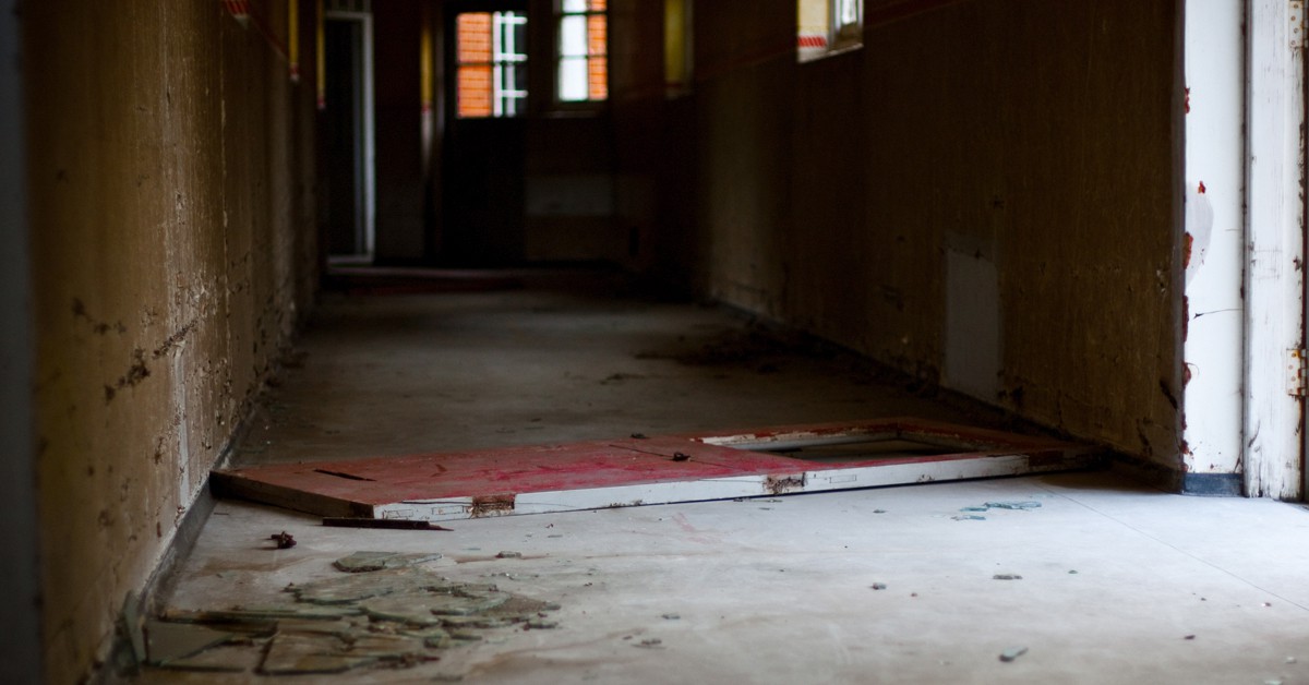 Severalls (Mike Dixson, Foter)