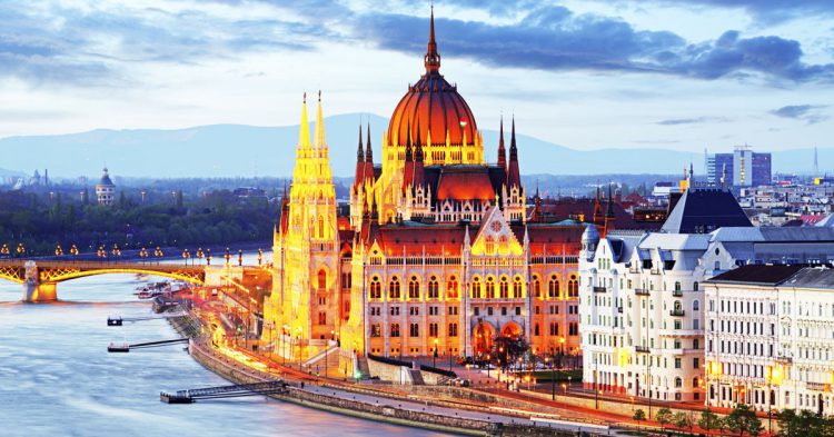 Vuelo + 3 noches de hotel en Budapest desde 119€