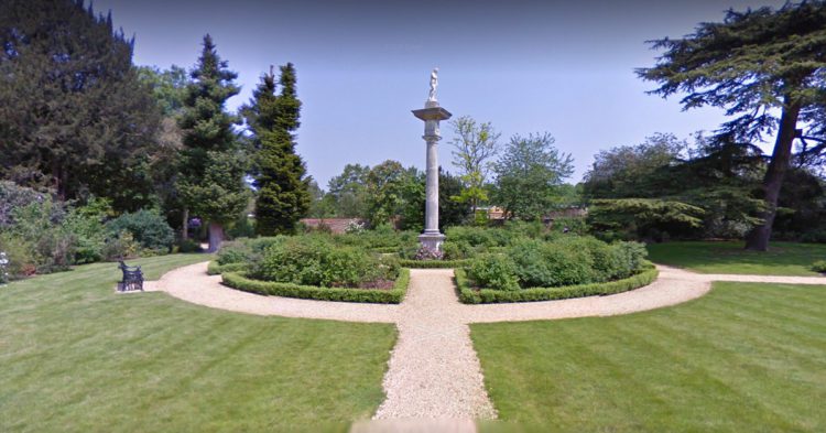 Chiswick House and Gardens (chgt.org.uk)