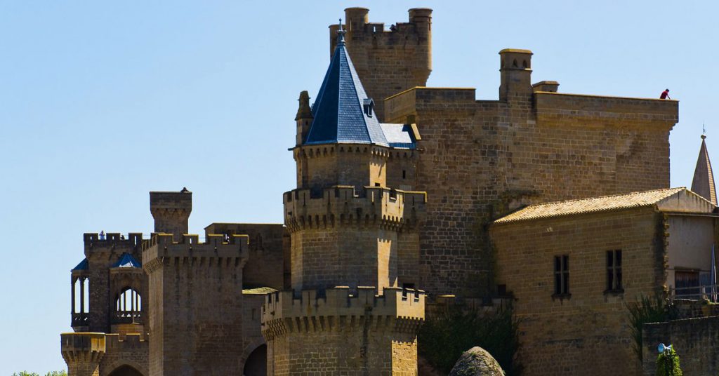 Sigue leyendo 10 castillos medievales de Navarra que desconocías