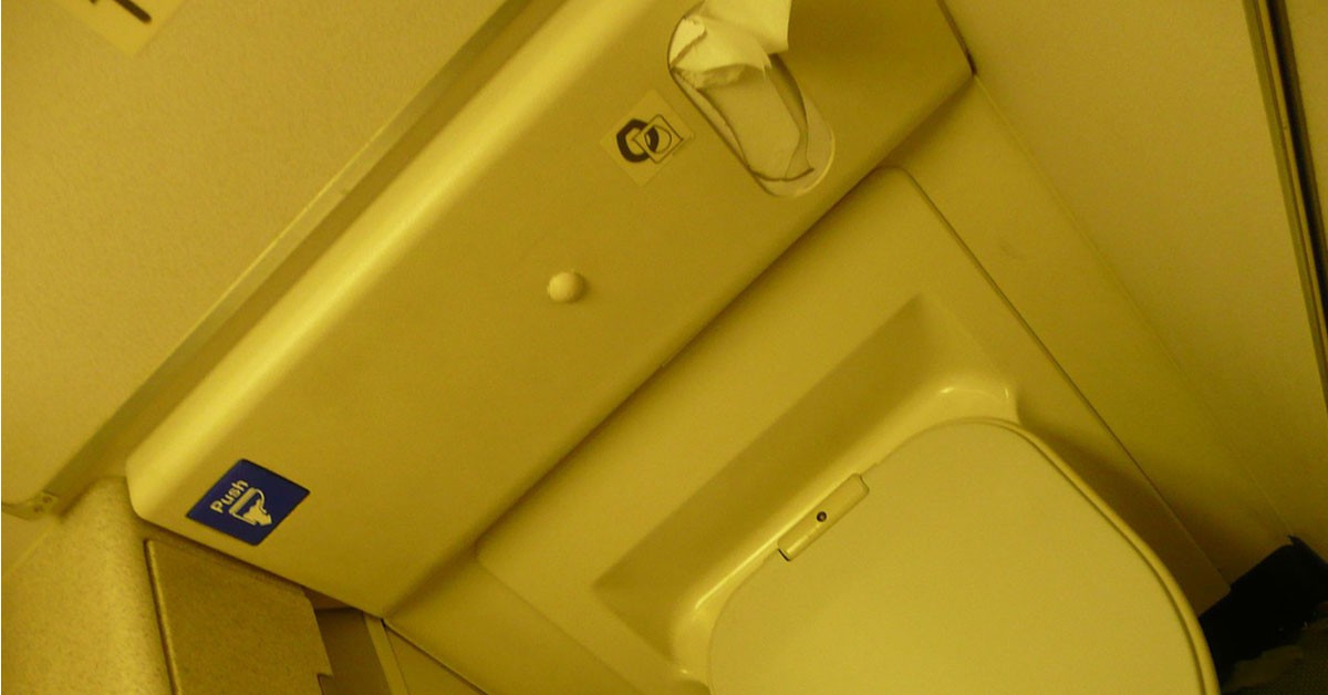 Un papel higinénico que dio la vuelta al mundo en avión (Flickr)