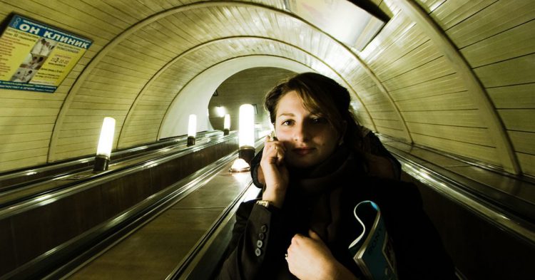 Las incómodas conversaciones ajenas (Flickr)