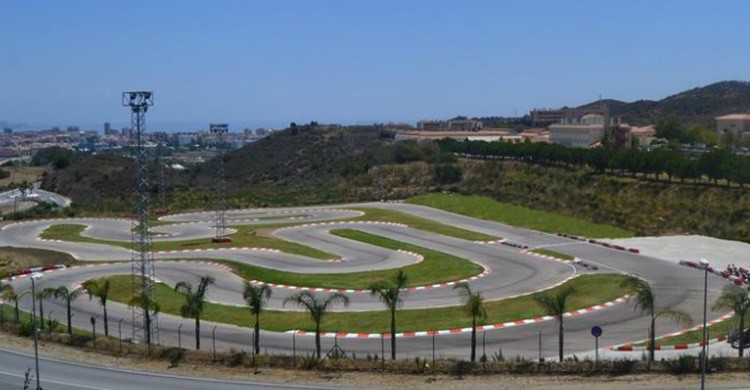 Vista parcial del circuito  de karts de Mijas (http://www.kartingexperience.com/karting-mijas)