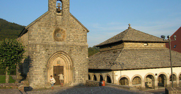 Capilla de Santiago y del Espíritu Santo en Roncesvalles. José Antonio Gil Martínez (Flickr)