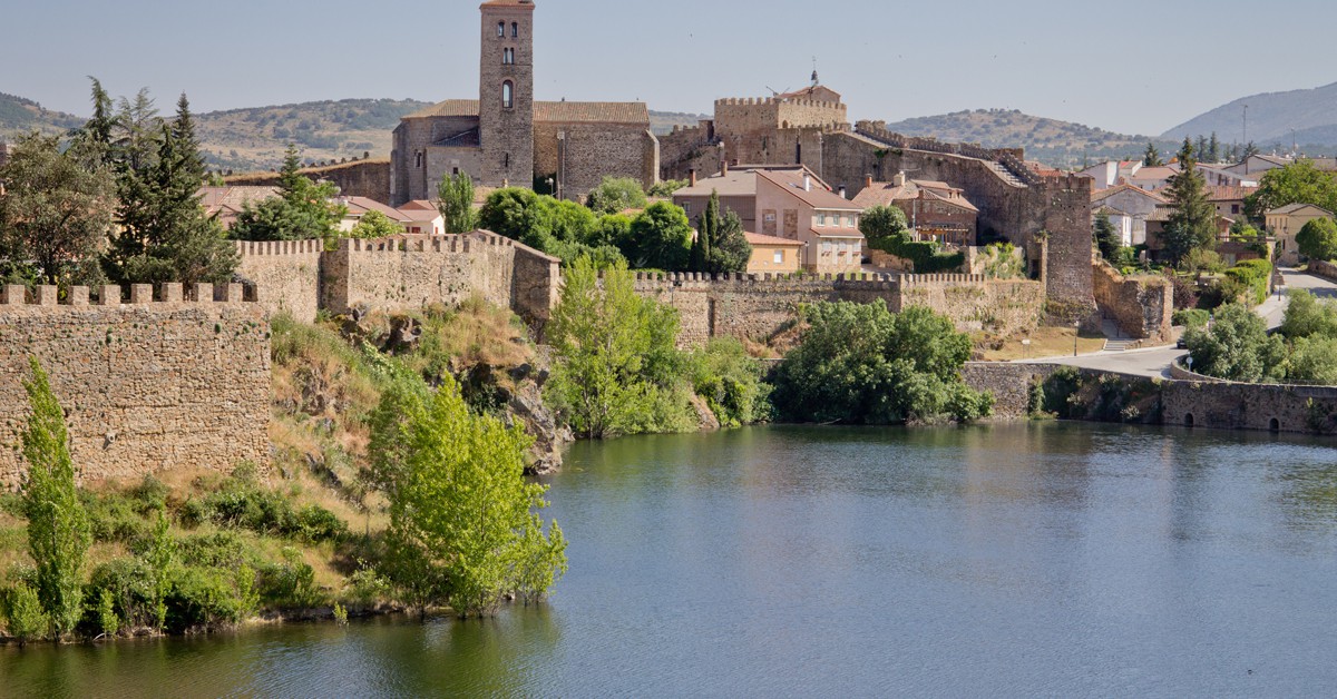 Buitrago del Lozoya (wikimedia.org)