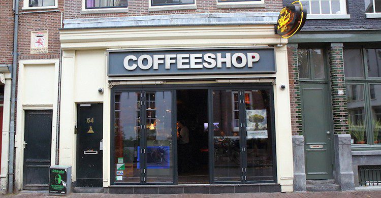 Fachada del coffee shop (Web de Green House)
