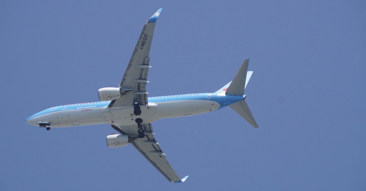 Avión sobre Ibiza (joseanmomo, Foter)