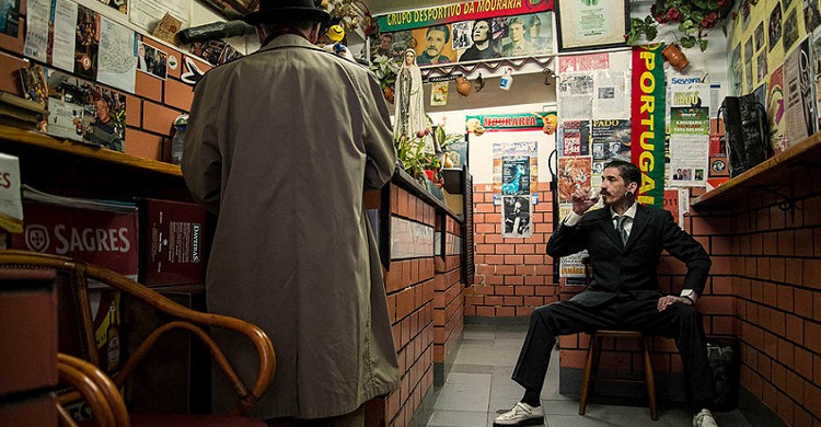 André Severa en una tasca (CarlosMDSilva, Foter)