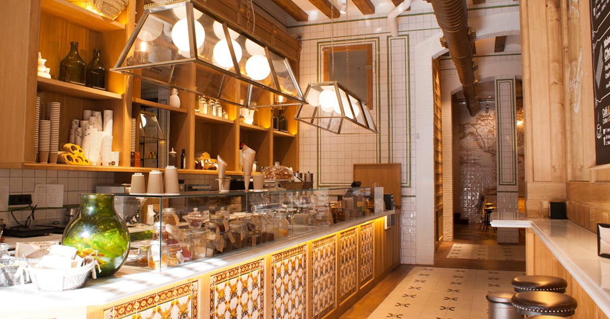 Mostador y barra (La Xocolateria by Oriol Balaguer, Facebook)