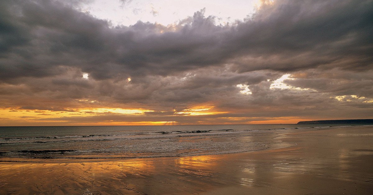 Playa de Zahara (Killeando, Wikipedia)