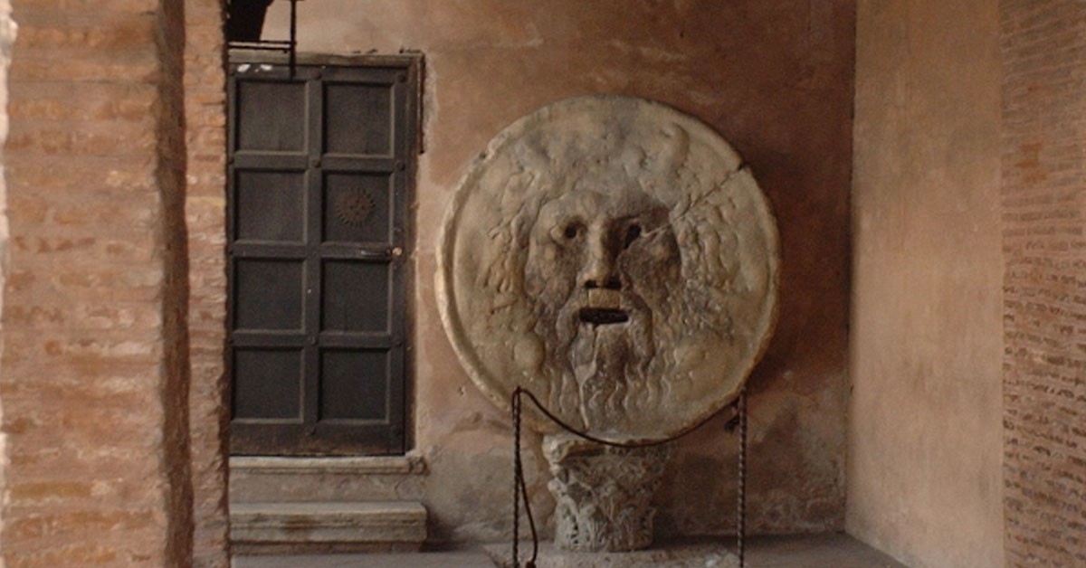 Prueba tu sinceridad en la Bocca della Veritá de Roma (Flickr)