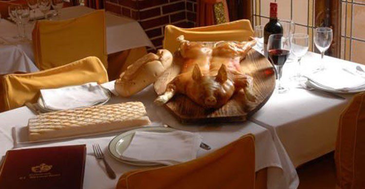 Cochinillo segoviano en El Bernardino (Fuente: elbernardino.com)