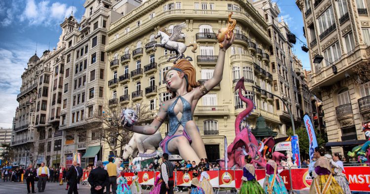Fallas Valencia 2013 (iStock)