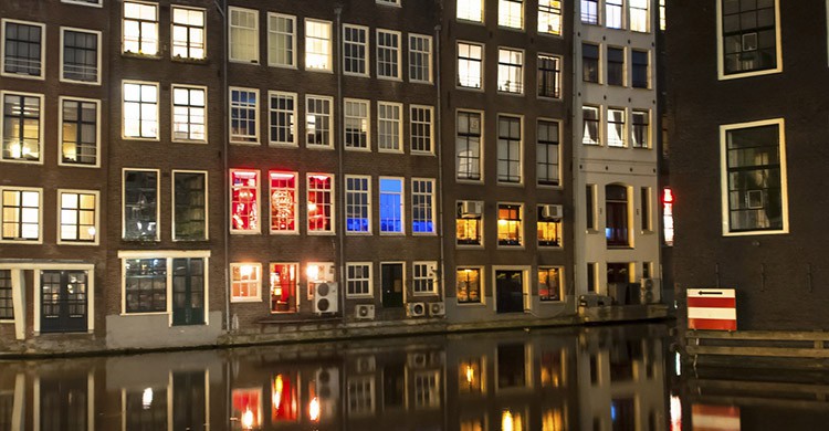 Barrio Rojo de Ámsterdam (iStock)