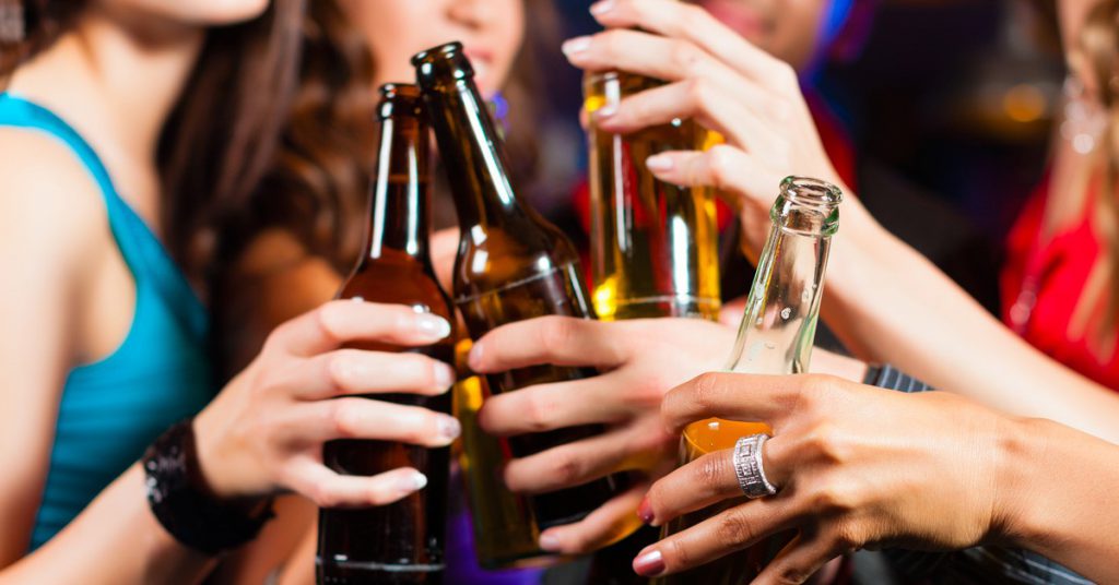 Sigue leyendo 10 lugares de Madrid donde beber barato hasta reventar