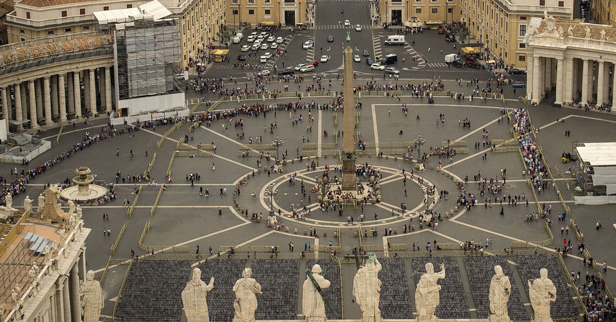 La espectacular Plaza de San Pedro en Roma (Flickr)