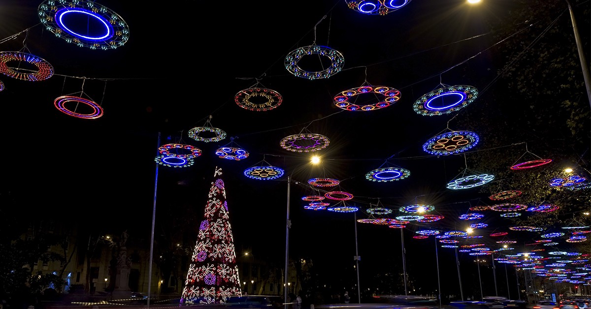 Las luces dando color a las calles de Madrid (Gtres)