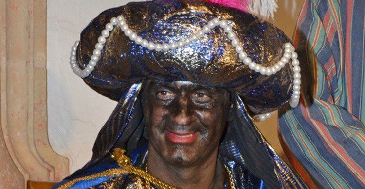 Jesulín de Ubrique, caracterizado de rey Baltasar.