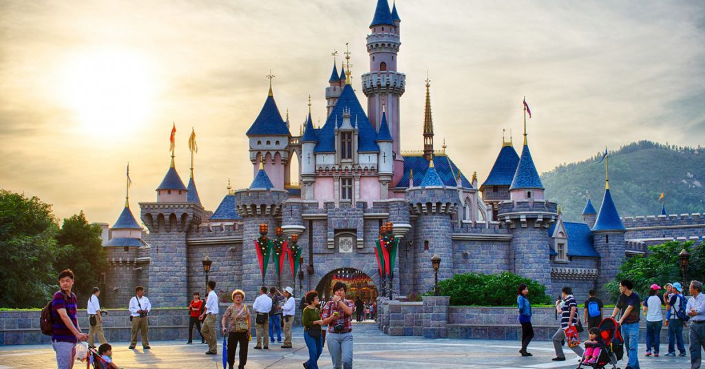 Magic Kingdom (Scott Cresswell, Foter)