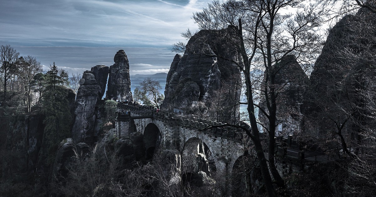 Piedra sobre piedra (Tim Benedict Pou, Foter)
