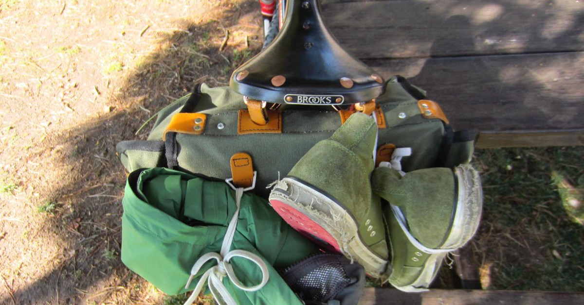 El atillo (furilo, Foter)