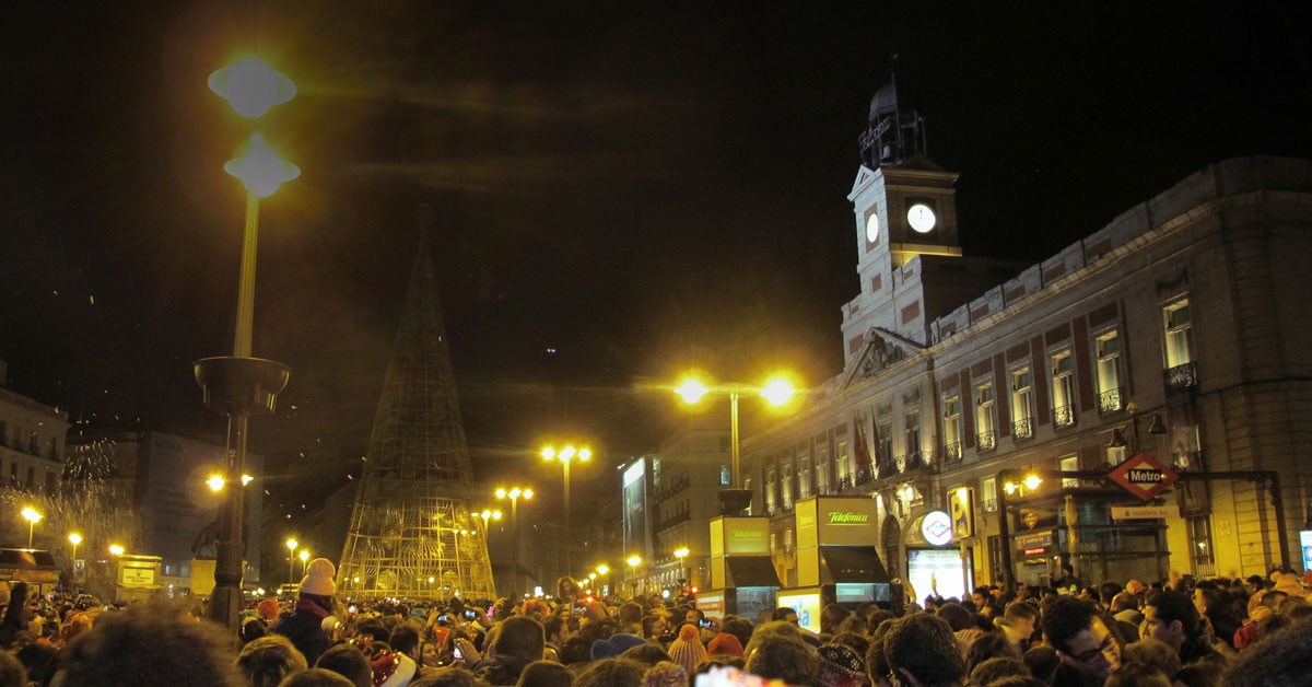 El tradicional cotillón de la Puerta del Sol de Madrid (Flickr)