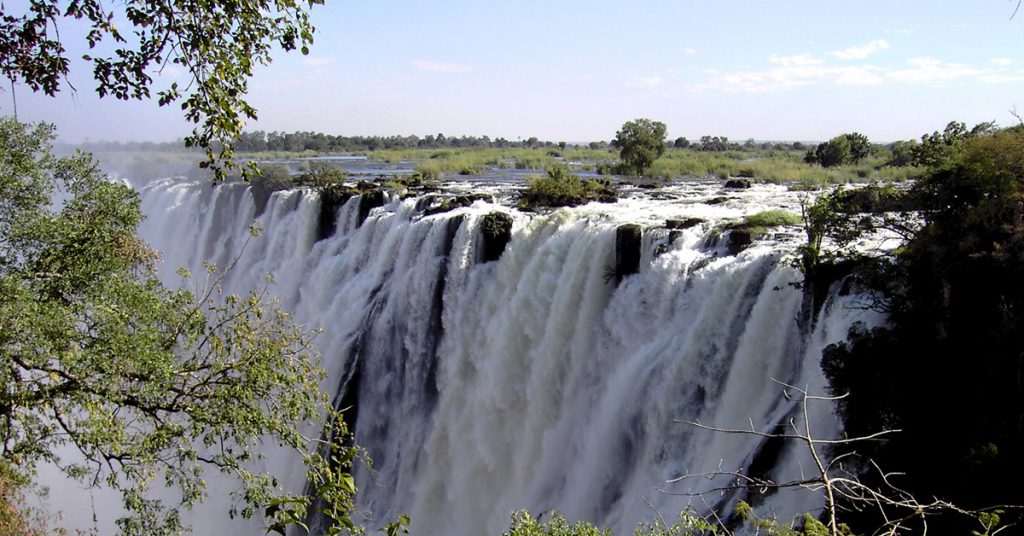 Cataratas Victoria (wikimedia.org)