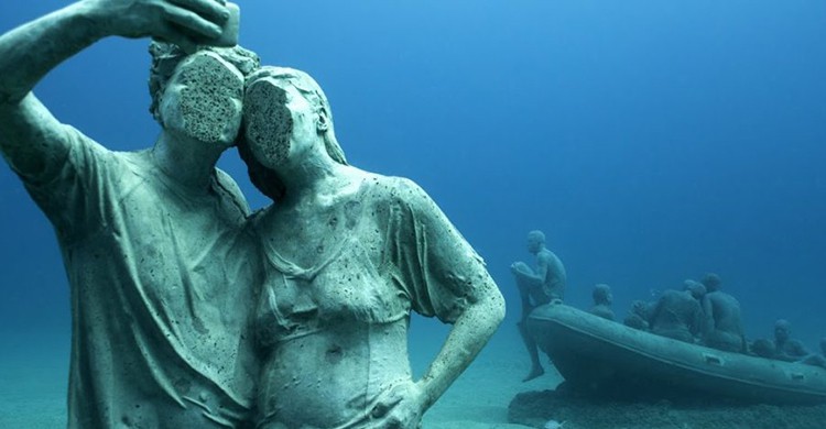 Museo Atlántico (www.hunderwatermuseumlanzarote.com)