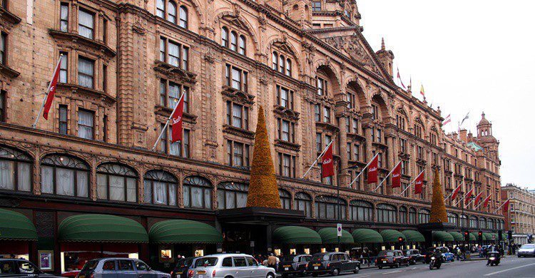 Almacenes Harrods de Londres. Thehague (iStock)