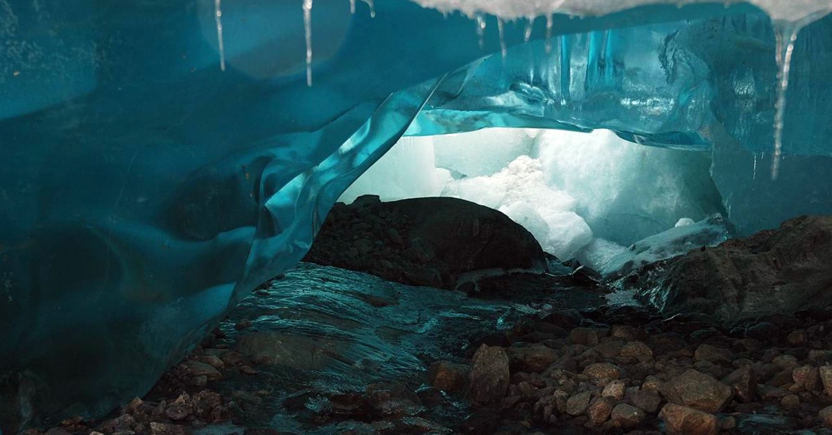 El mundo bajo el glaciar (vasile23, Foter)