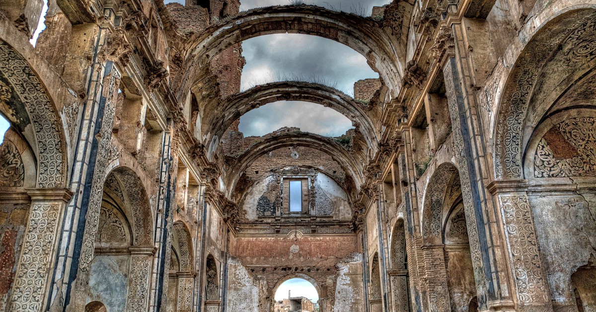 Restos de la iglesia de Belchite (wikimedia.org)