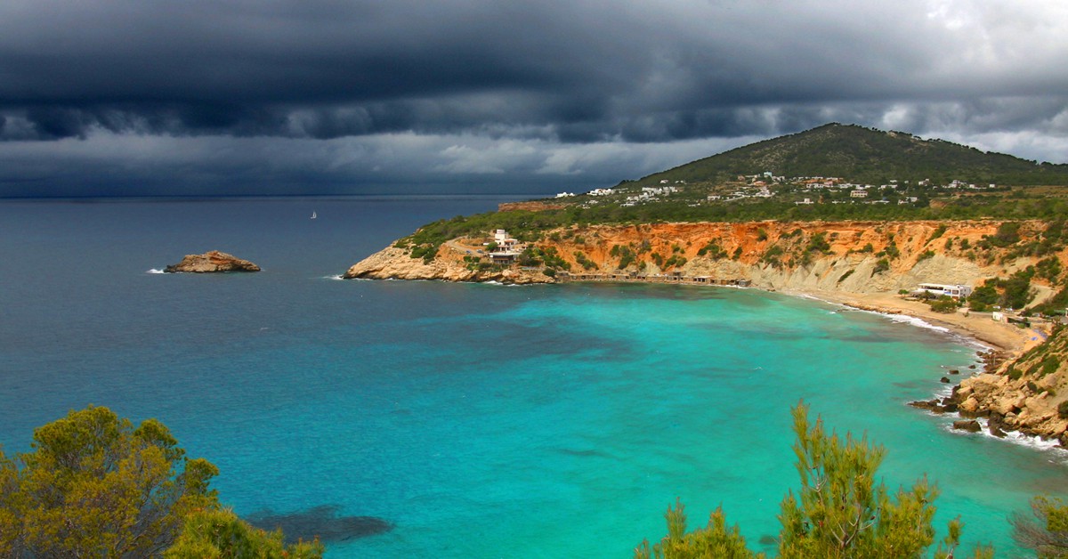 Ibiza (wikimedia.org)