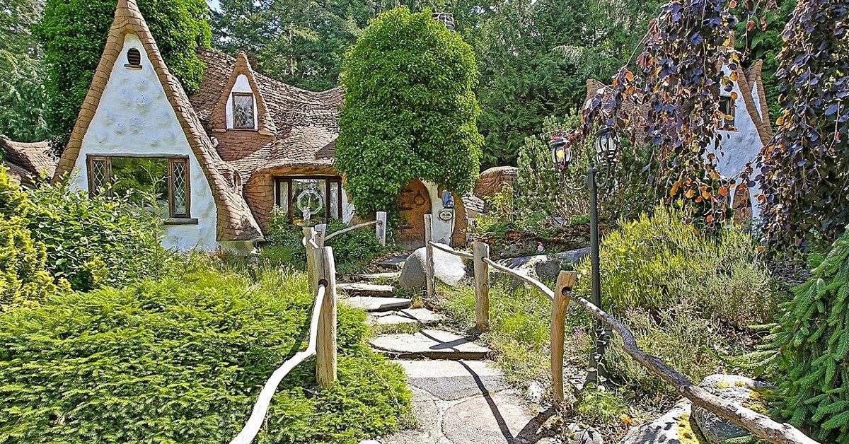 La casa está a la venta por 925.000 dólares (komonews.com)