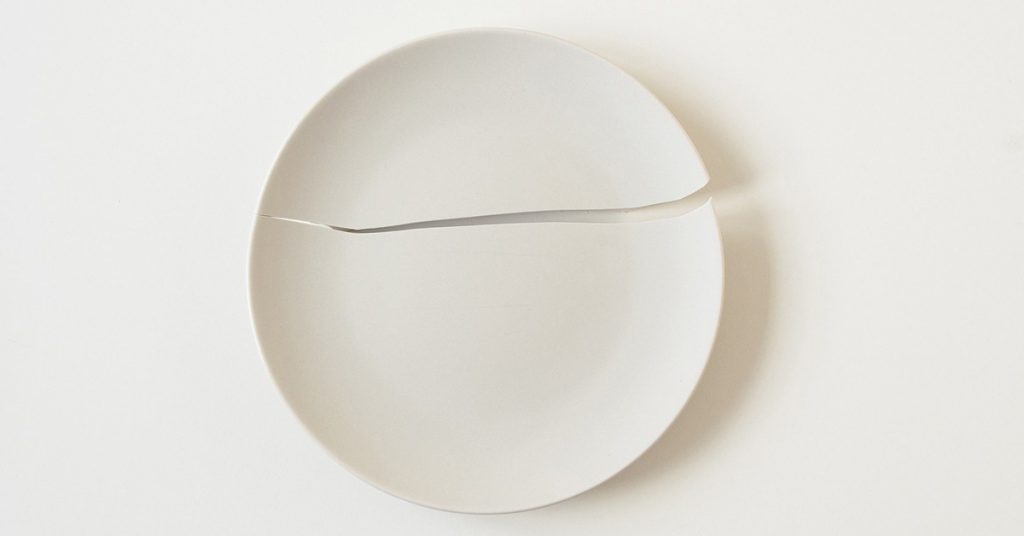 Fotografía plato roto