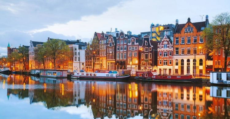 10.Ámsterdam