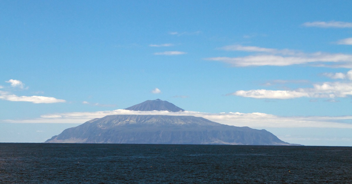 Tristan da Cunha (brian.gratwicke, Foter)