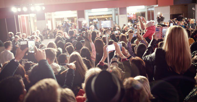 imagen del cine antes de la sesión nocturna