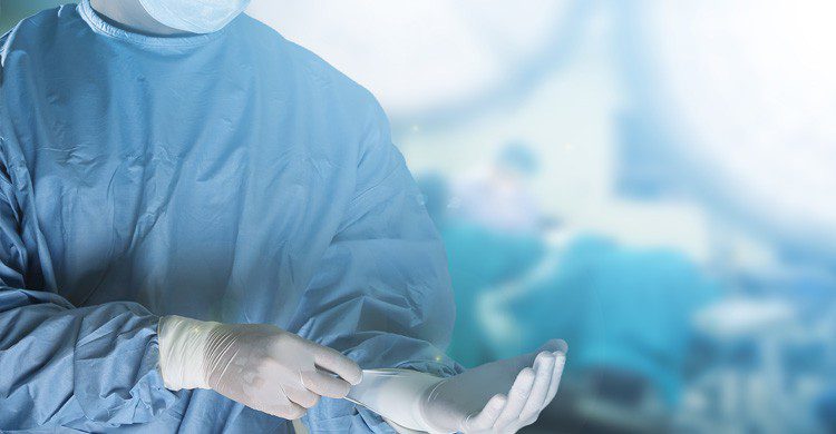 imagen de doctor en sala de operaciones