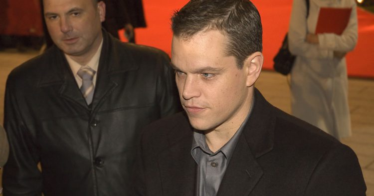 El actor Matt Damon firma autógrafos a los fans. Thore Siebrands (Flickr)