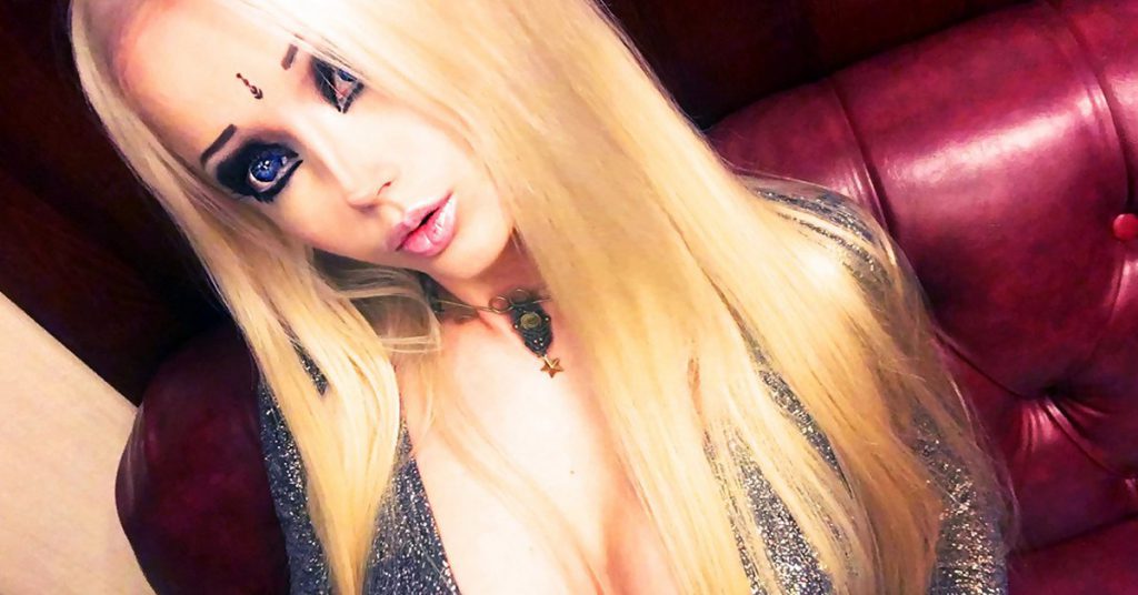 Valeria Lukyanova es famosa por su aspecto de muñeca (Facebook)