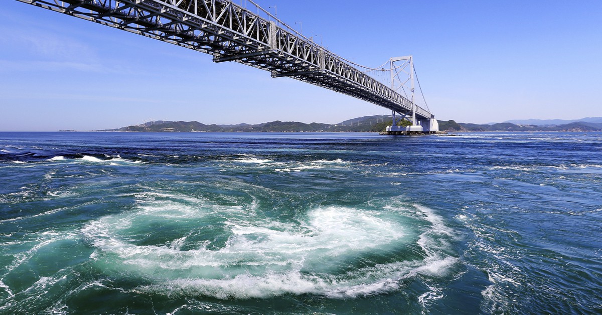 Remolino de Naruto, Japón