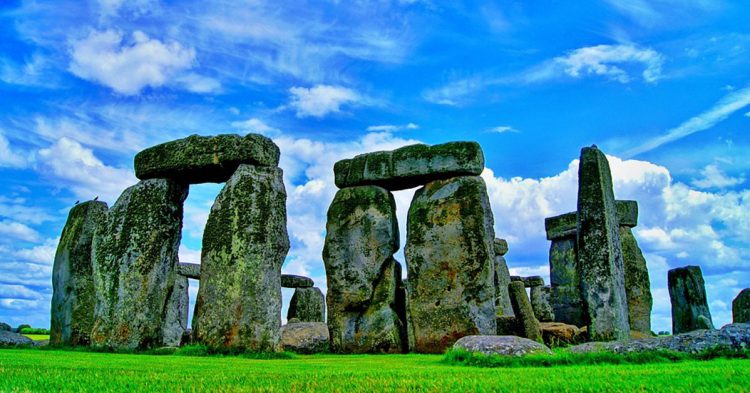 altar Stonehenge en verano