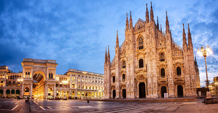 La catedral de Milán, tal vez el edificio más conocido de la capital lombarda. Xantana (iStock)