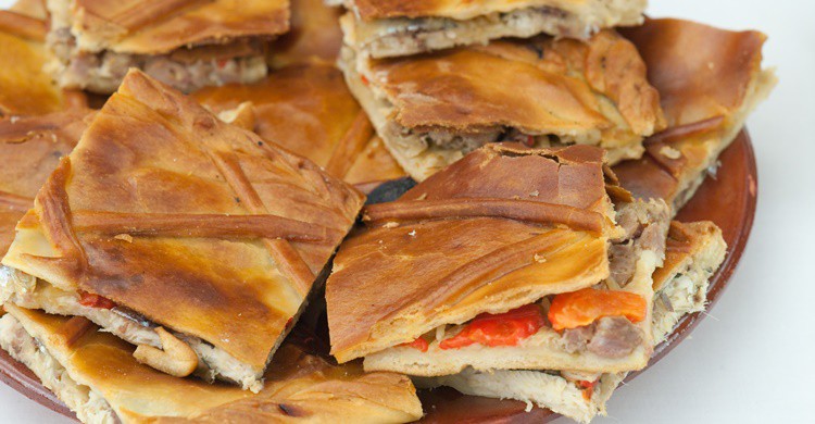 Empanada cortada. MIMOHE (iStock)