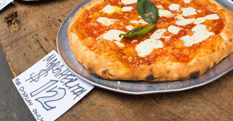 Venta de pizzas en Estados Unidos. Littleny (iStock)