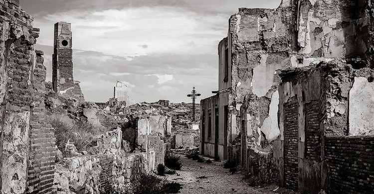 Belchite (glezserna, Foter)